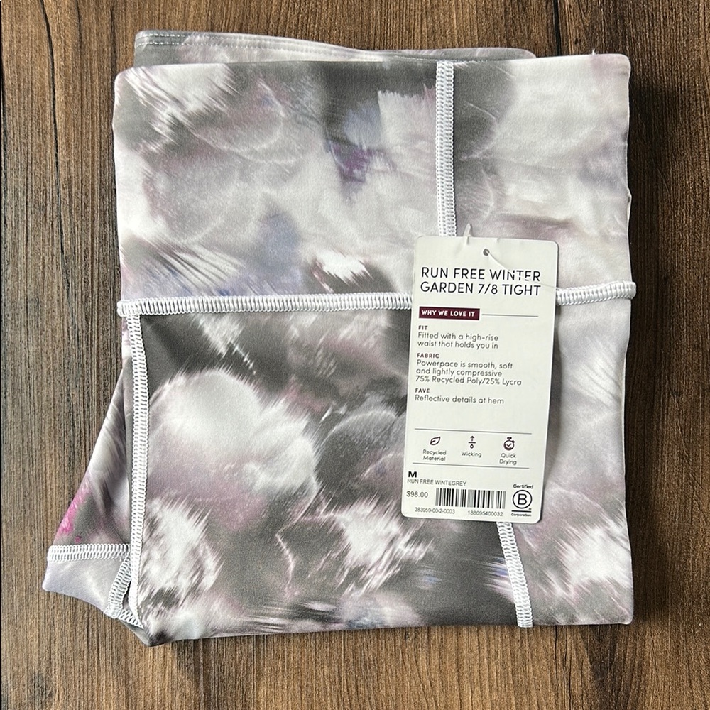 Athleta Run Free Winter Garden 7/8 Tight NWT